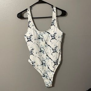 Marble print xl SHEIN one piece